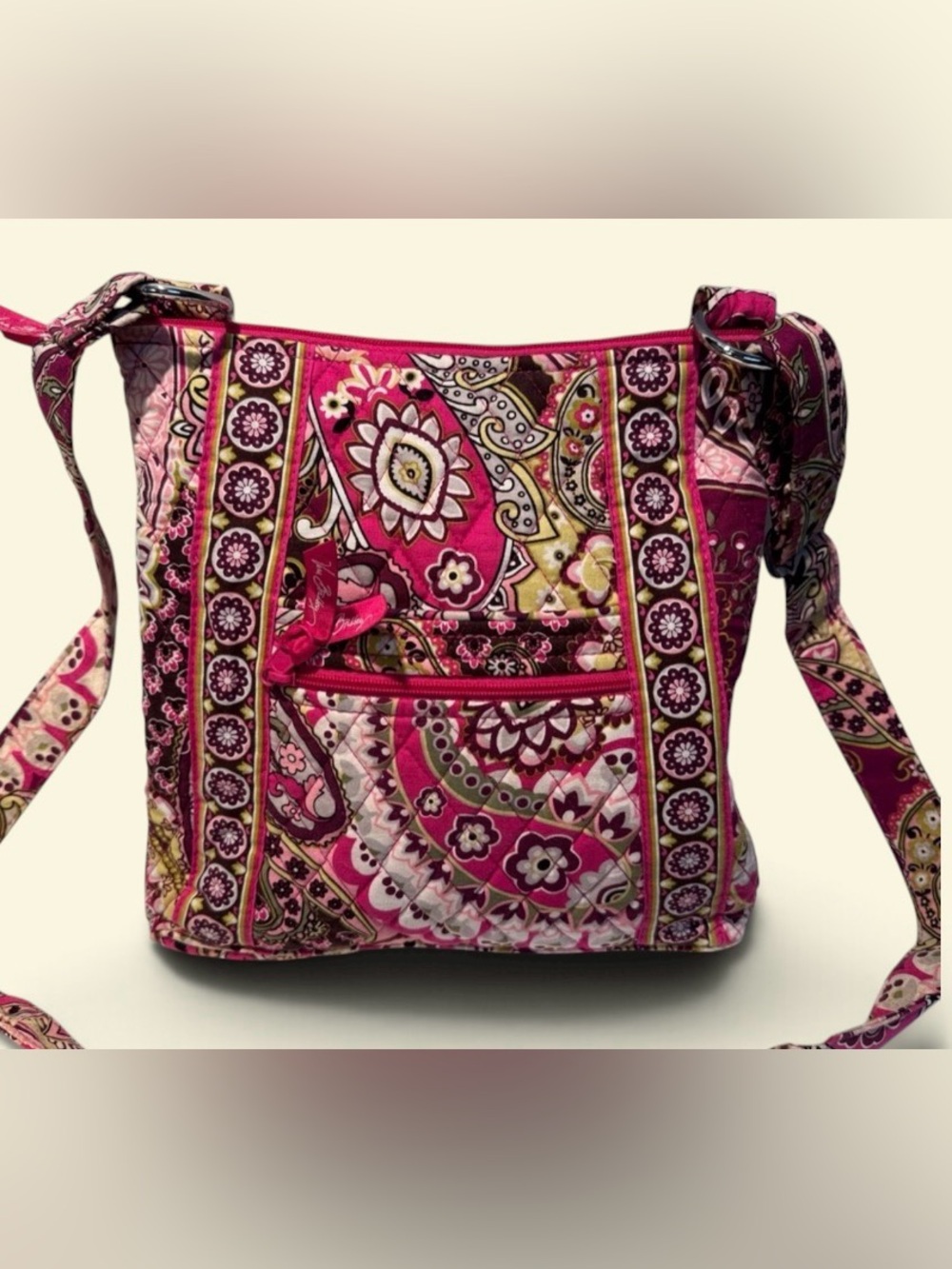 Veraw Bradley Pink Paisley Quilted Crossbody Bag